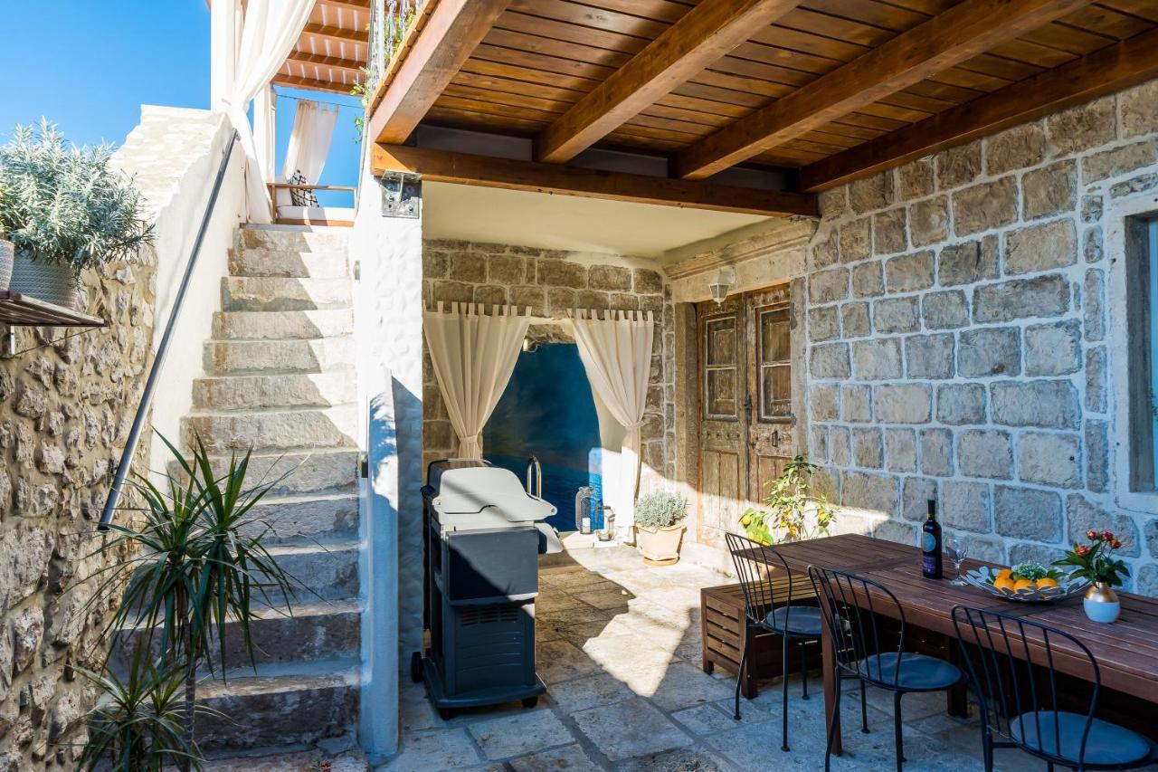 Dubrovnik-Cavtat Villa Mima -Sea Front Villa With Pool ภายนอก รูปภาพ