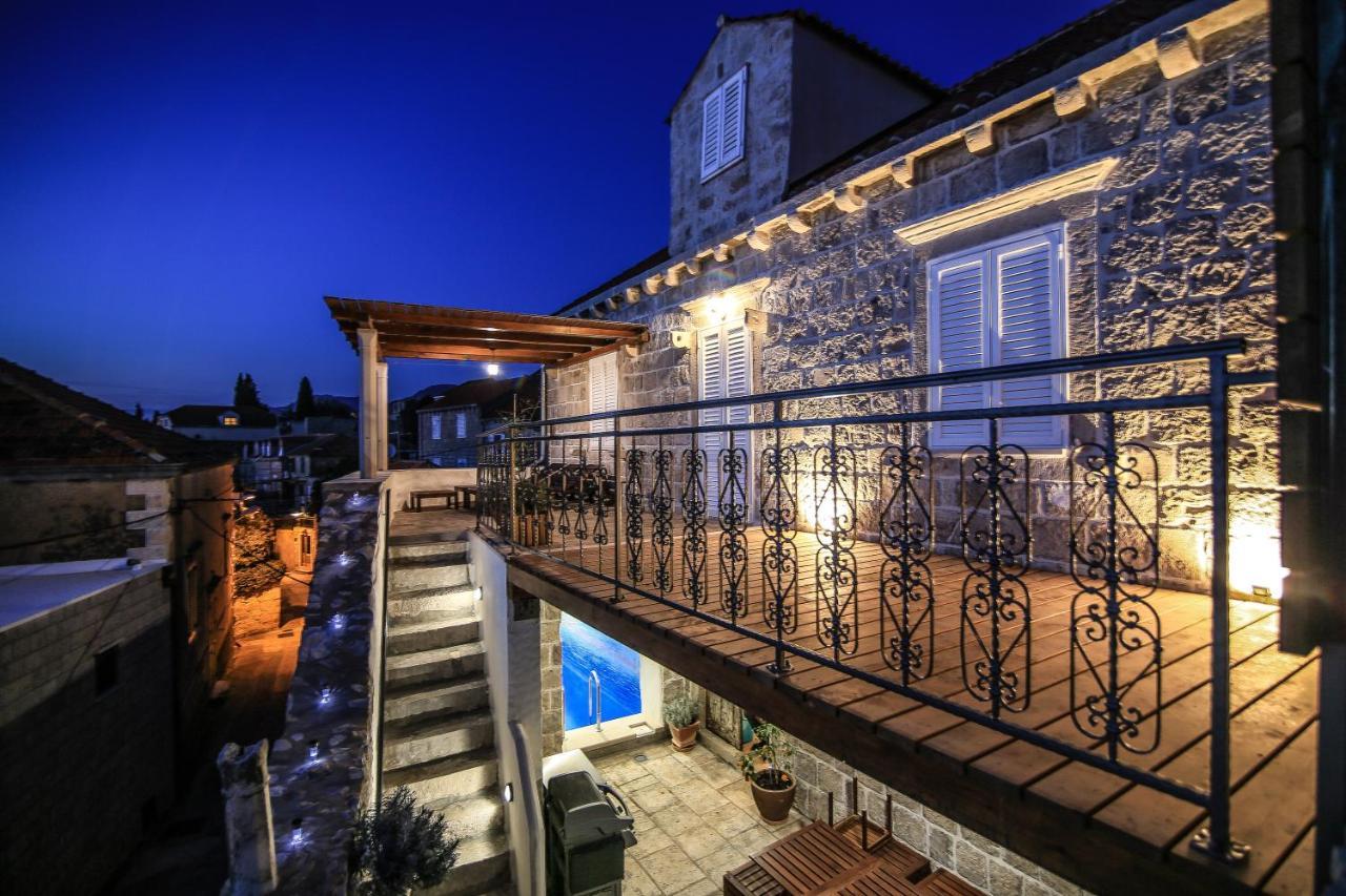 Dubrovnik-Cavtat Villa Mima -Sea Front Villa With Pool ภายนอก รูปภาพ