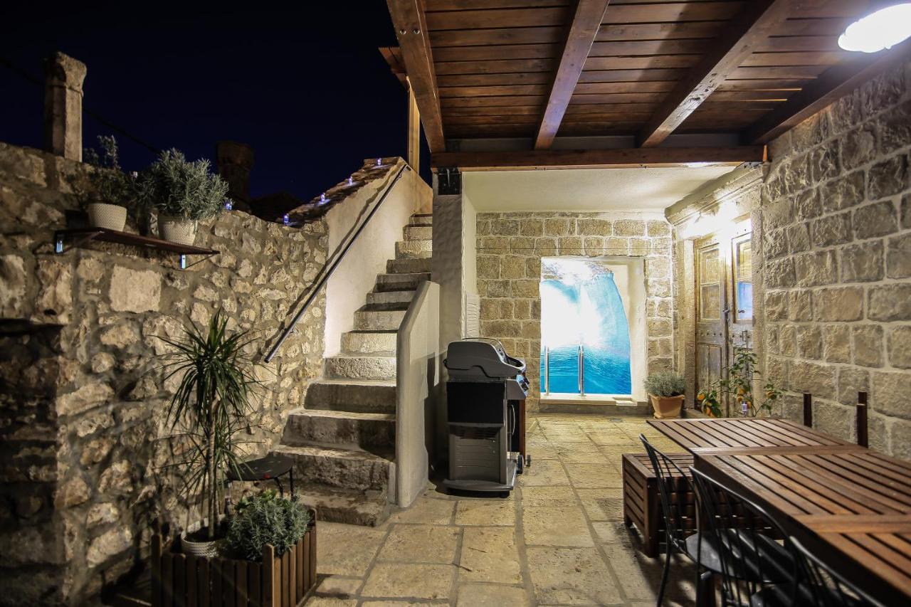 Dubrovnik-Cavtat Villa Mima -Sea Front Villa With Pool ภายนอก รูปภาพ